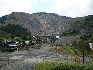巨大採石場